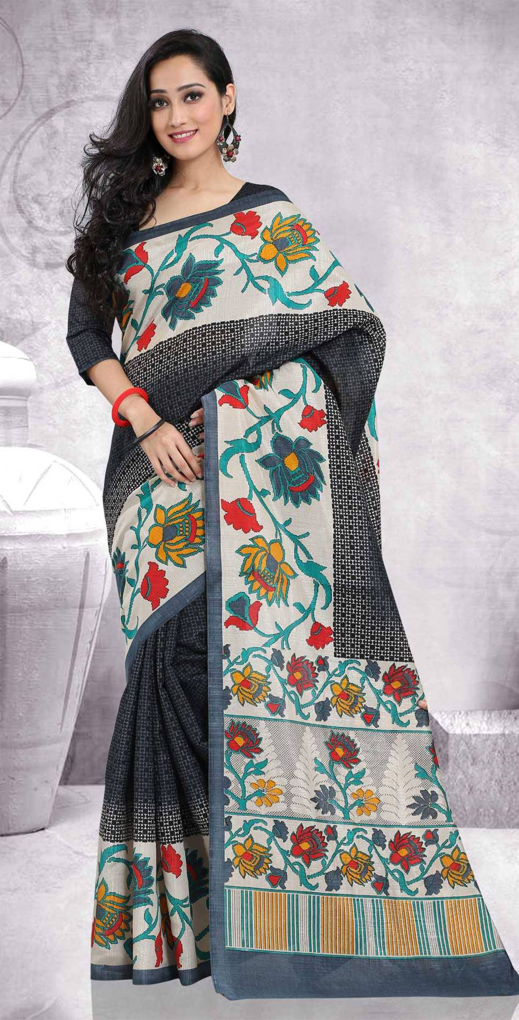 saree_0008_462456319_2963659973784564_3993533711406460117_n