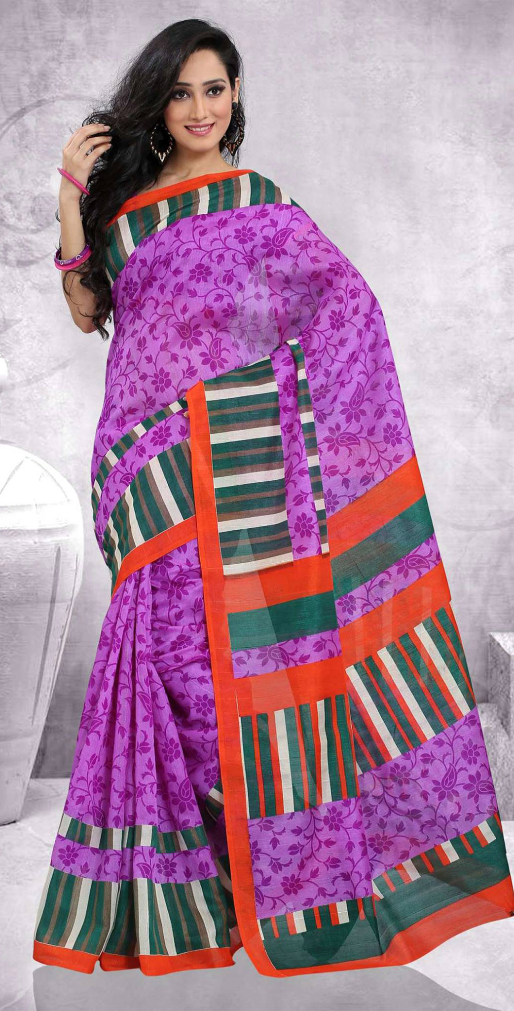 saree_0012_462474229_2963659963784565_1094511853330589311_n